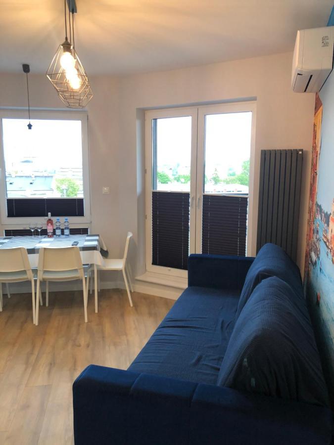 Klimatyzowany Apartament Wenecja Z Garazem Podziemnym Kielce Buitenkant foto