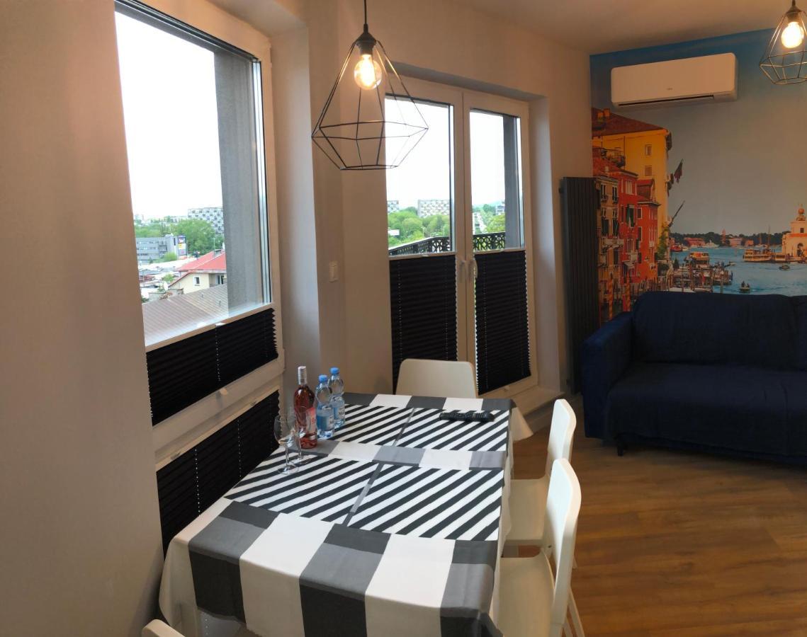 Klimatyzowany Apartament Wenecja Z Garazem Podziemnym Kielce Buitenkant foto