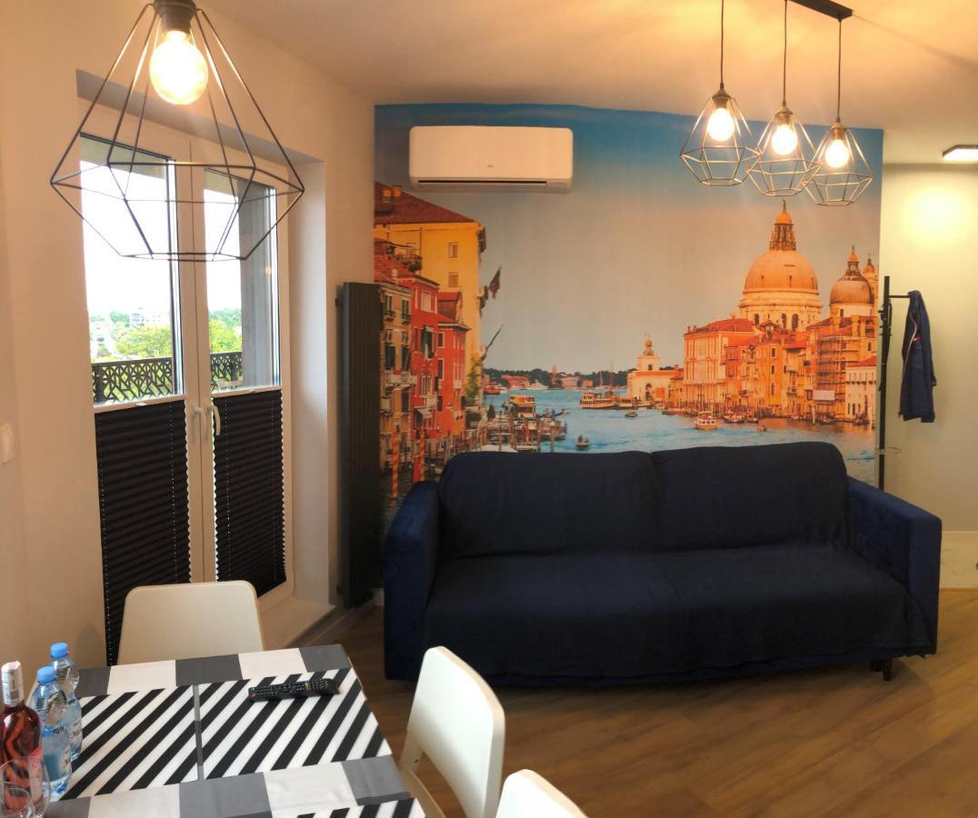Klimatyzowany Apartament Wenecja Z Garazem Podziemnym Kielce Buitenkant foto